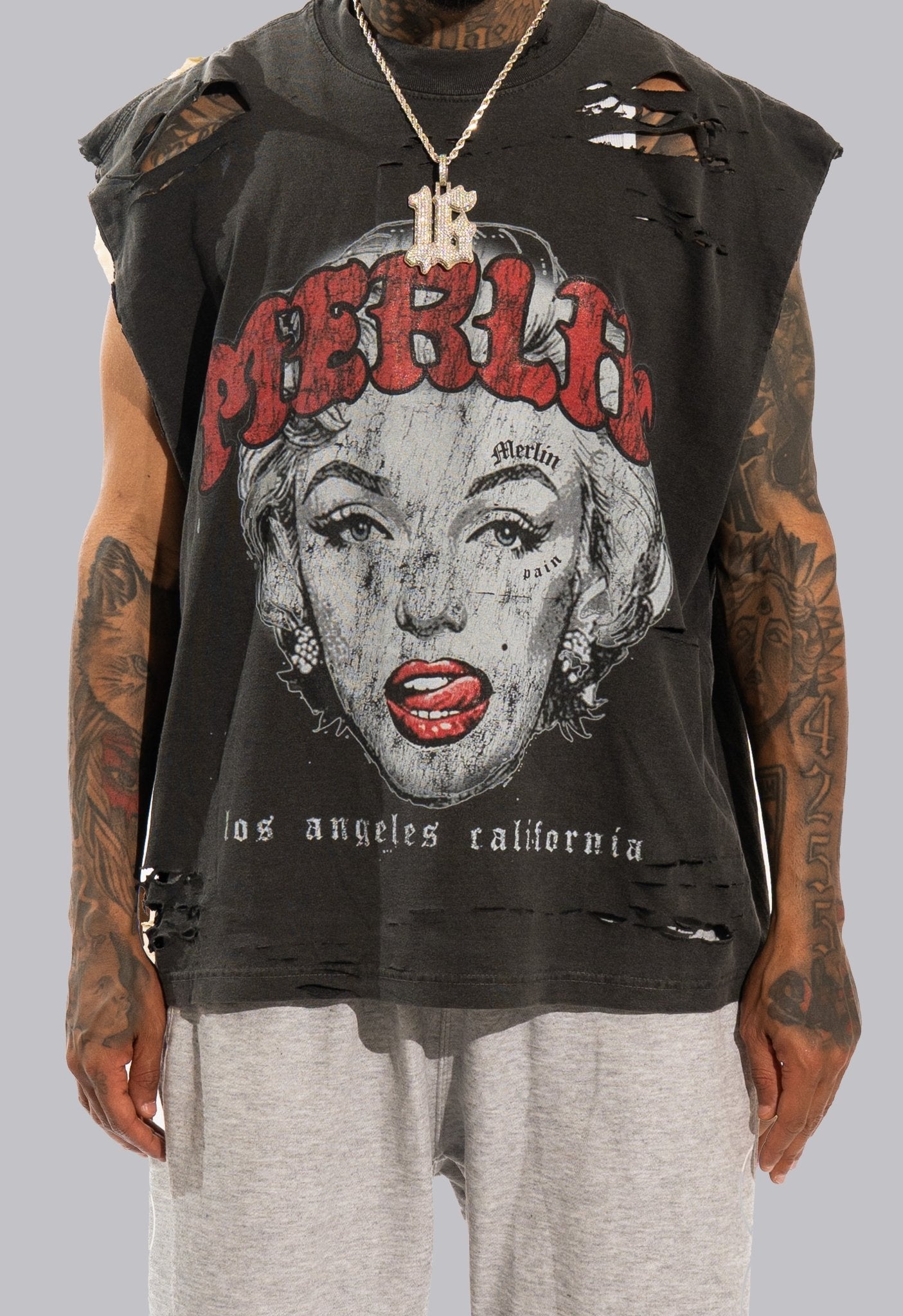 Marilyn Tee Black Washed - Merlinfather
